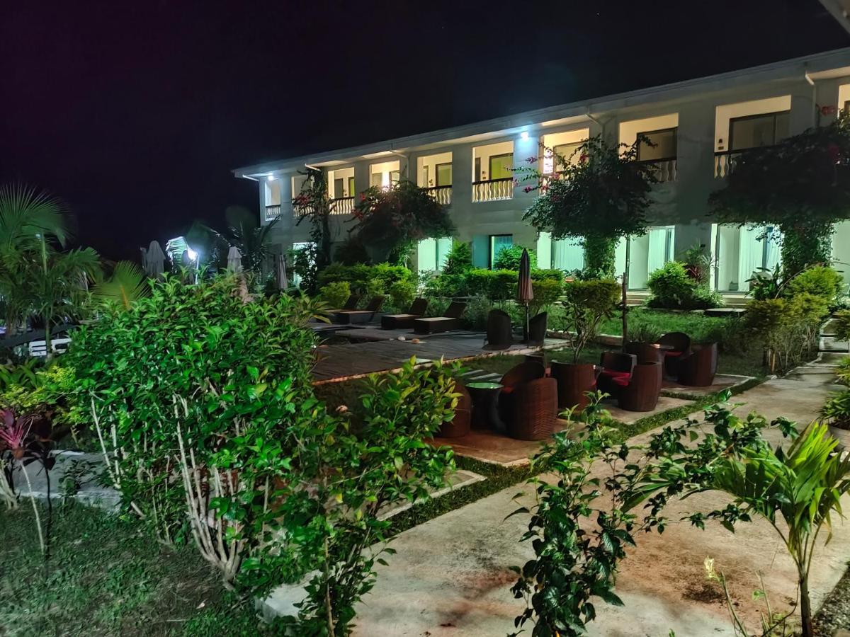 Nadi Fancy Hotel Exterior photo